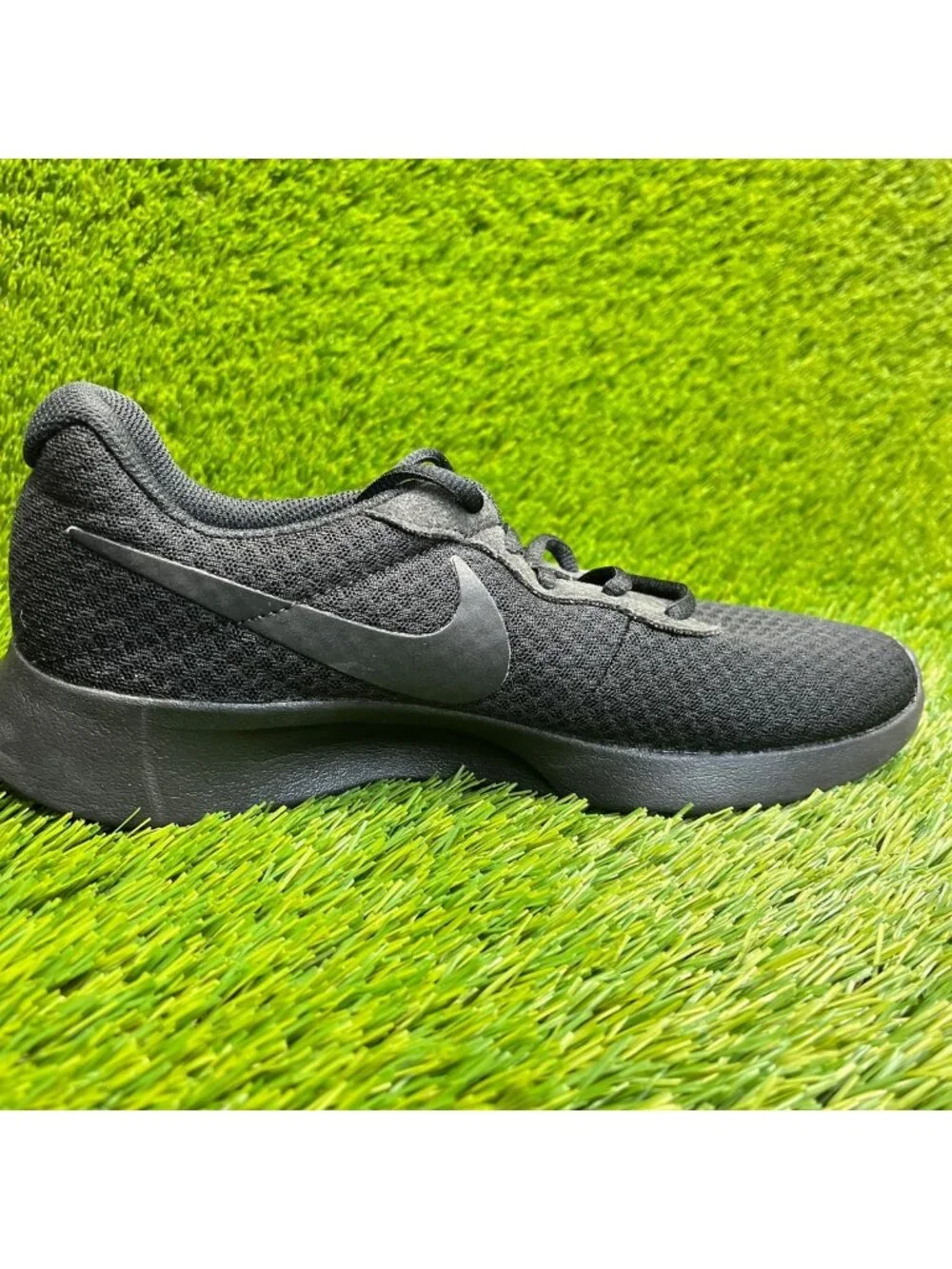 Nike Tanjun Womens Size 7.5 Triple Black Athletic Running Walking Shoes Sneakers